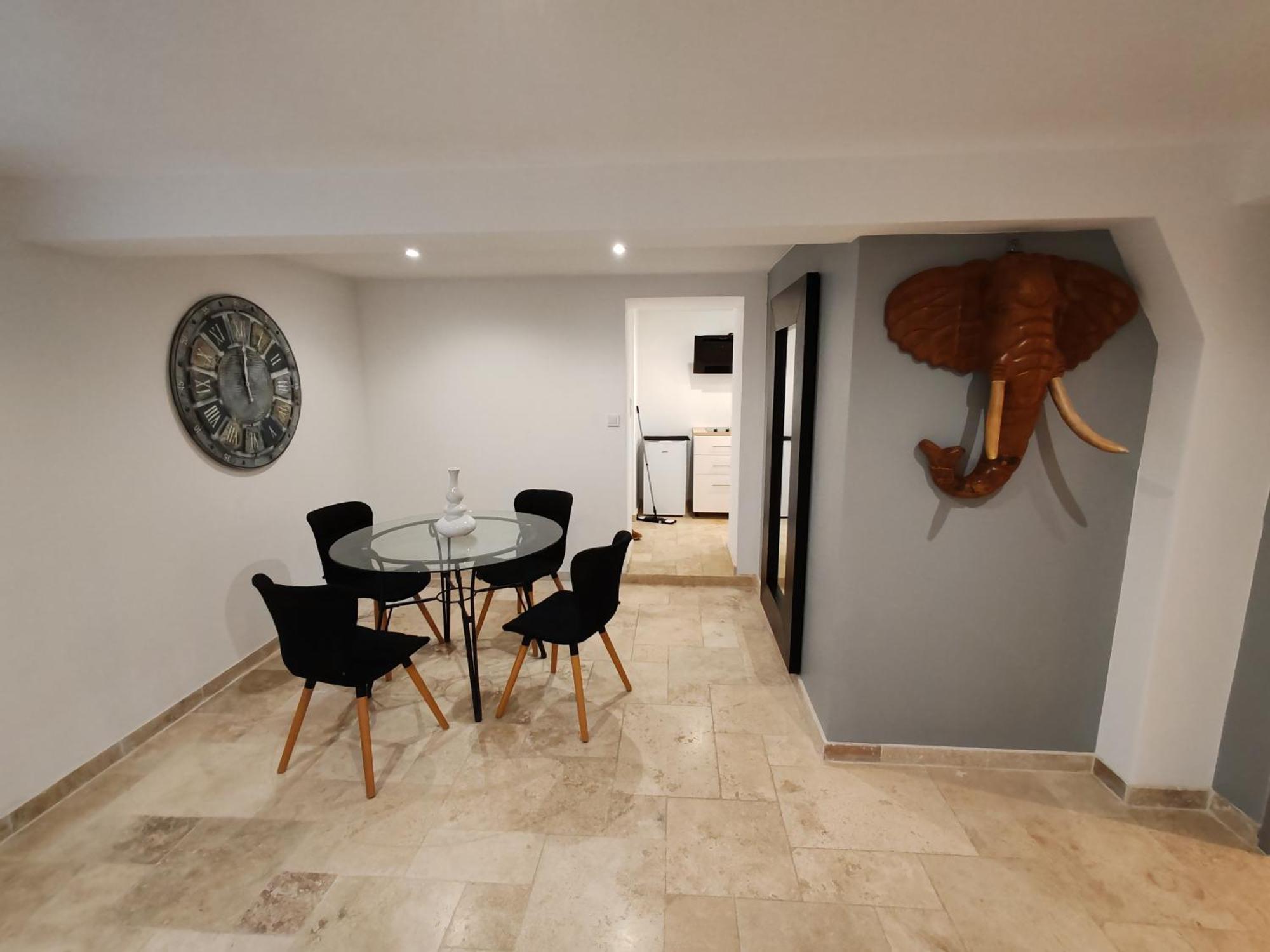 Appartement T3 Neuf Proche Centre Ville, Clim Et Parking Et Centrale Edf Valence  外观 照片