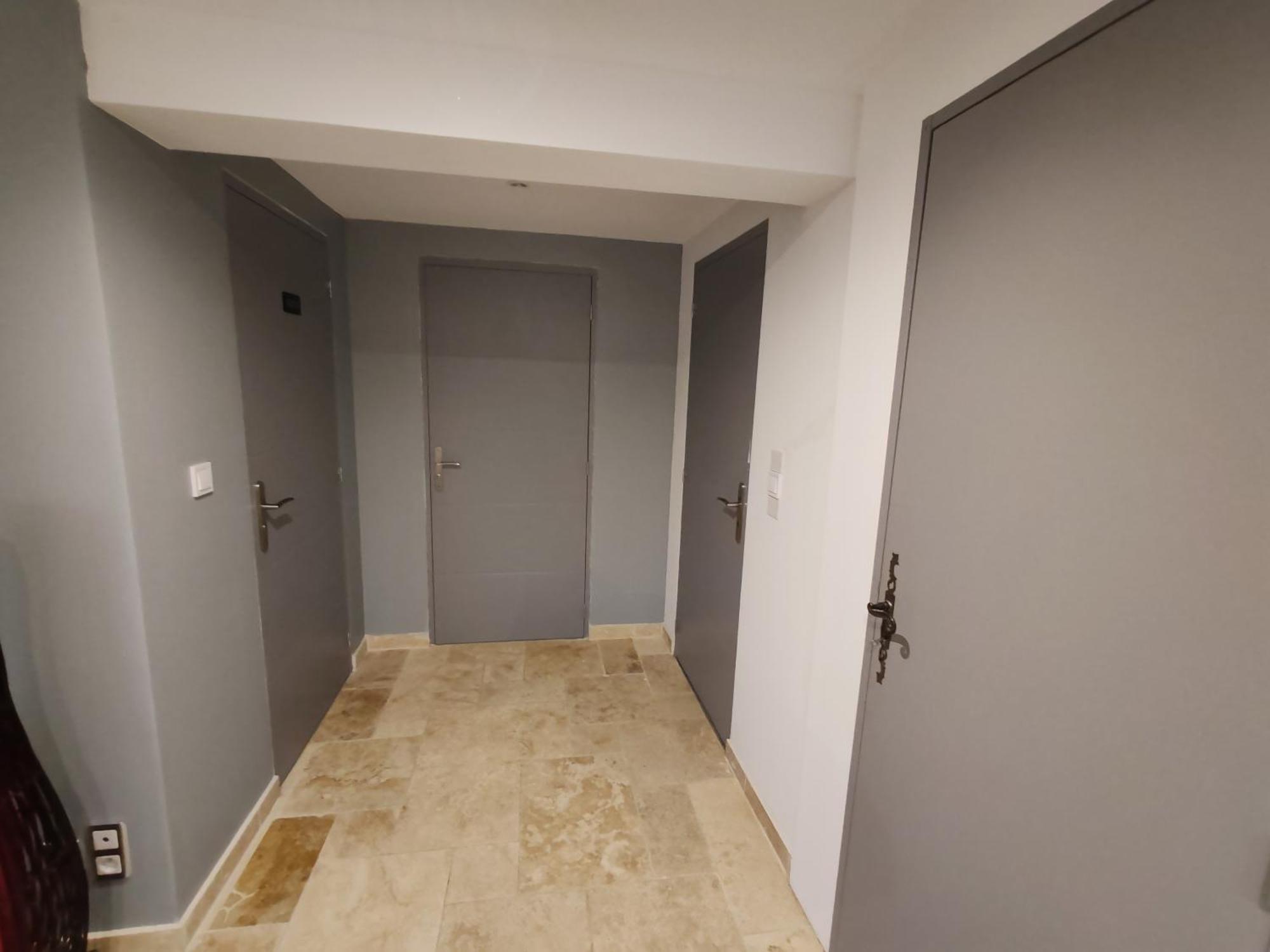 Appartement T3 Neuf Proche Centre Ville, Clim Et Parking Et Centrale Edf Valence  外观 照片